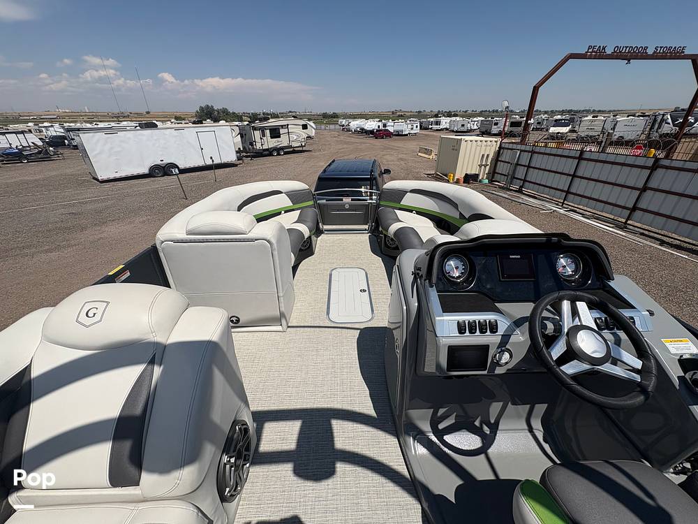 Slide: The Image of Godfrey Pontoon 250 XP 2020 - 15702963