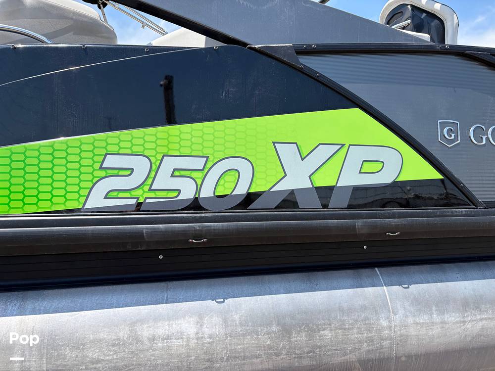 Slide: The Image of Godfrey Pontoon 250 XP 2020 - 15702979
