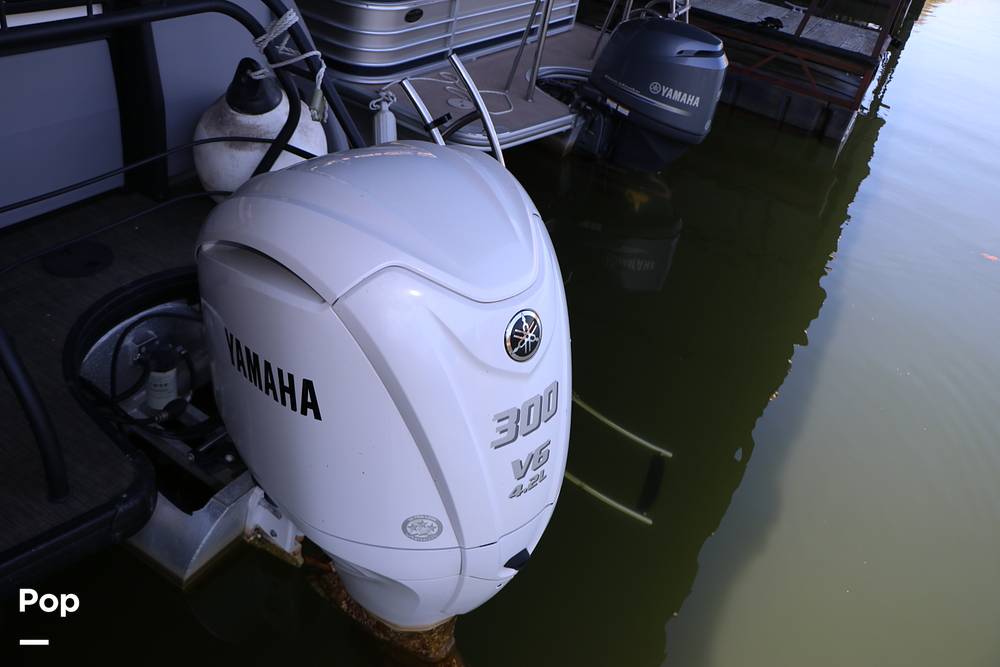 Slide: The Image of Godfrey Pontoon AquaPatio 255 SBC 2023 - 15123724