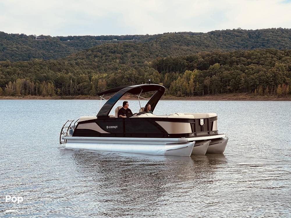 Slide: The Image of Godfrey Pontoon Monaco 235RL 2021 - 15536876