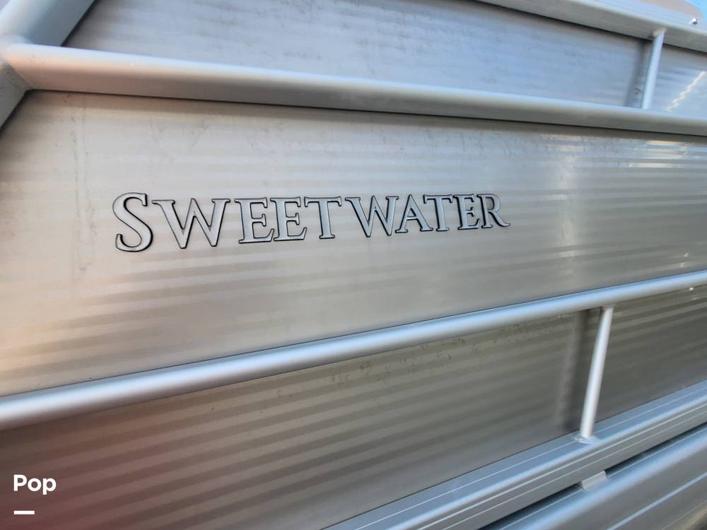 Slide: The Image of Godfrey Pontoon Sweetwater 2286SB 2020 - 14898559