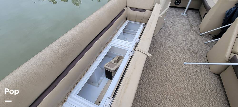 Slide: The Image of Godfrey Pontoon Sweetwater 2386 2022 - 15168724