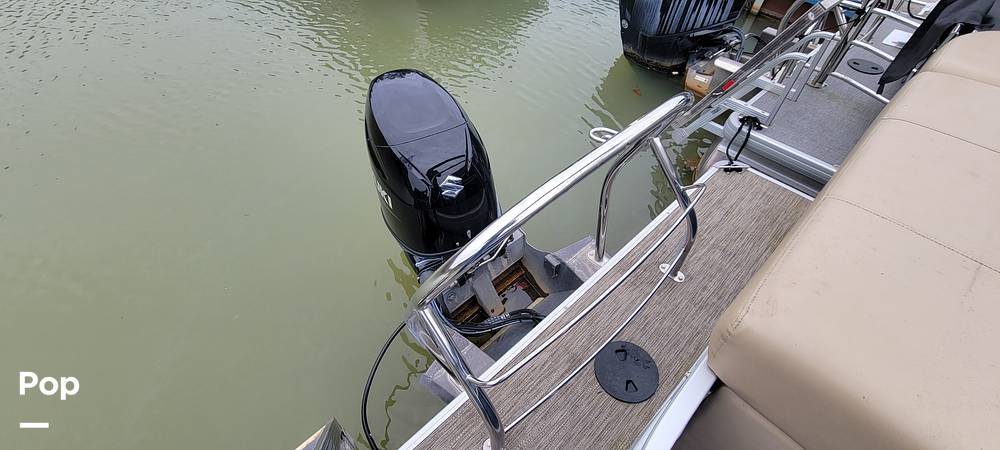 Slide: The Image of Godfrey Pontoon Sweetwater 2386 2022 - 15168745