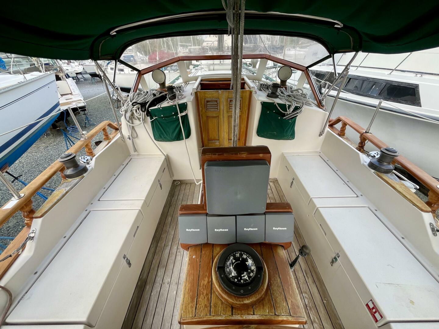 Slide: The Image of Gozzard 36 1986 - 5234884