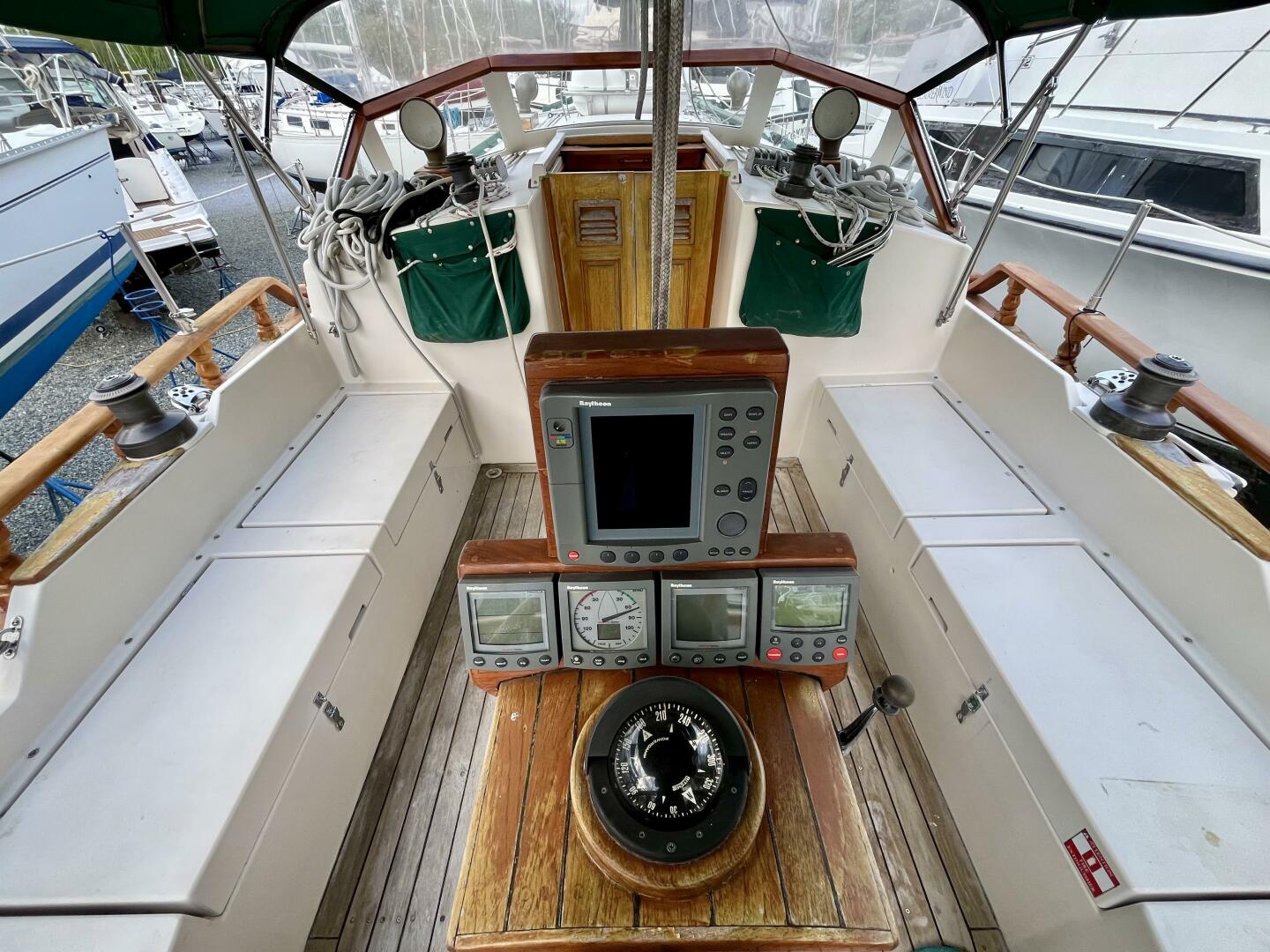 Slide: The Image of Gozzard 36 1986 - 5234885