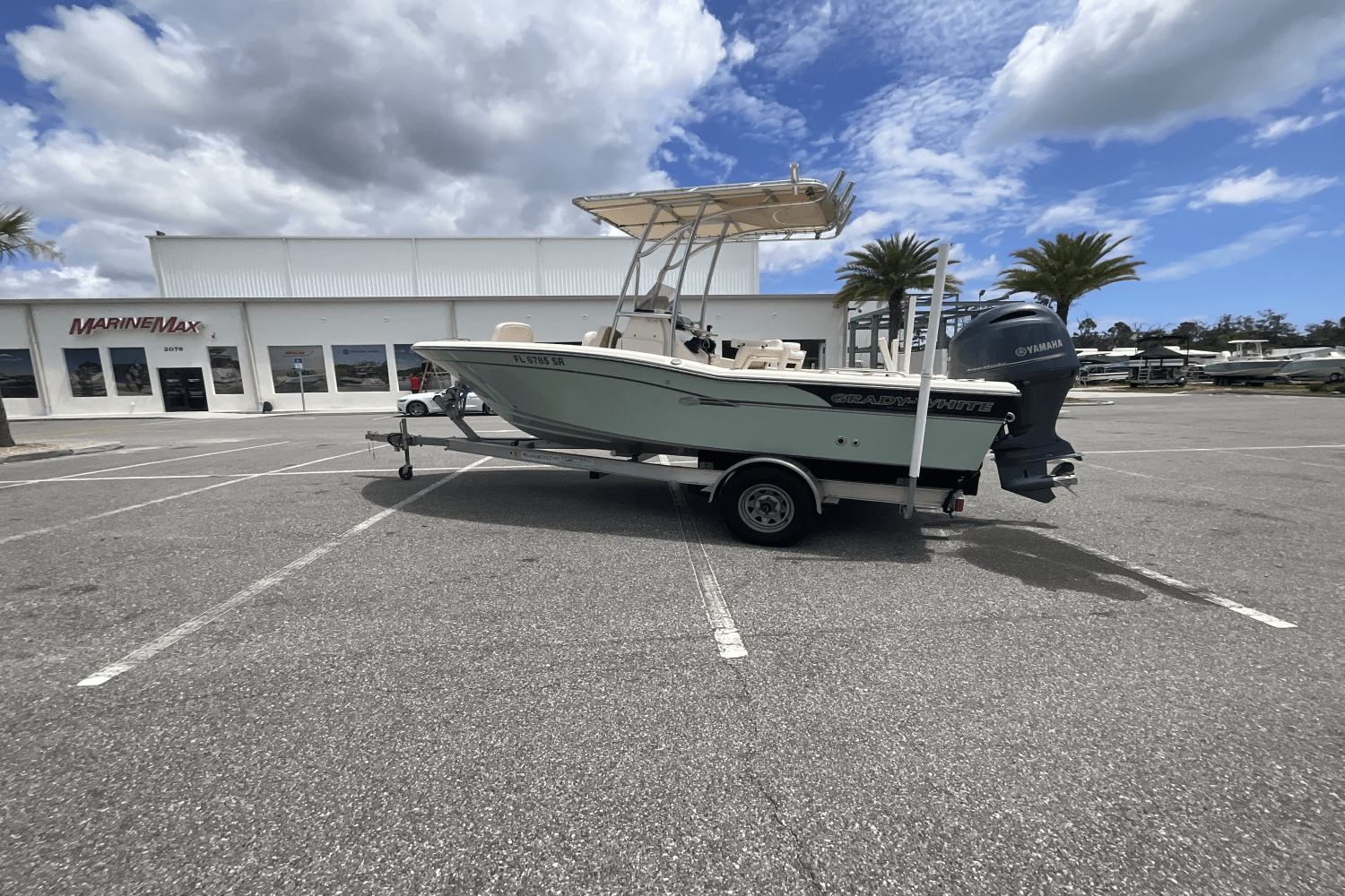 Slide: The Image of Grady-White 191 Coastal Explorer 2019 - 8