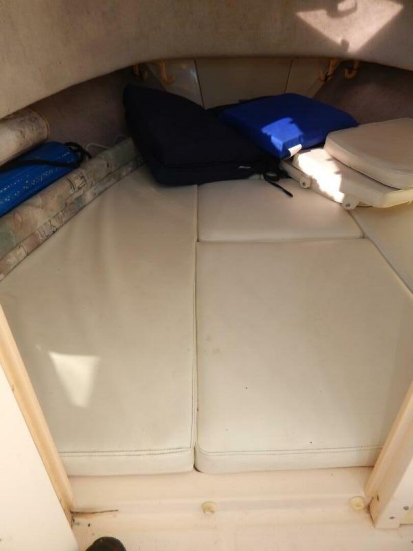 Slide: The Image of Grady-White 208 Adventure 1997 - 4819372