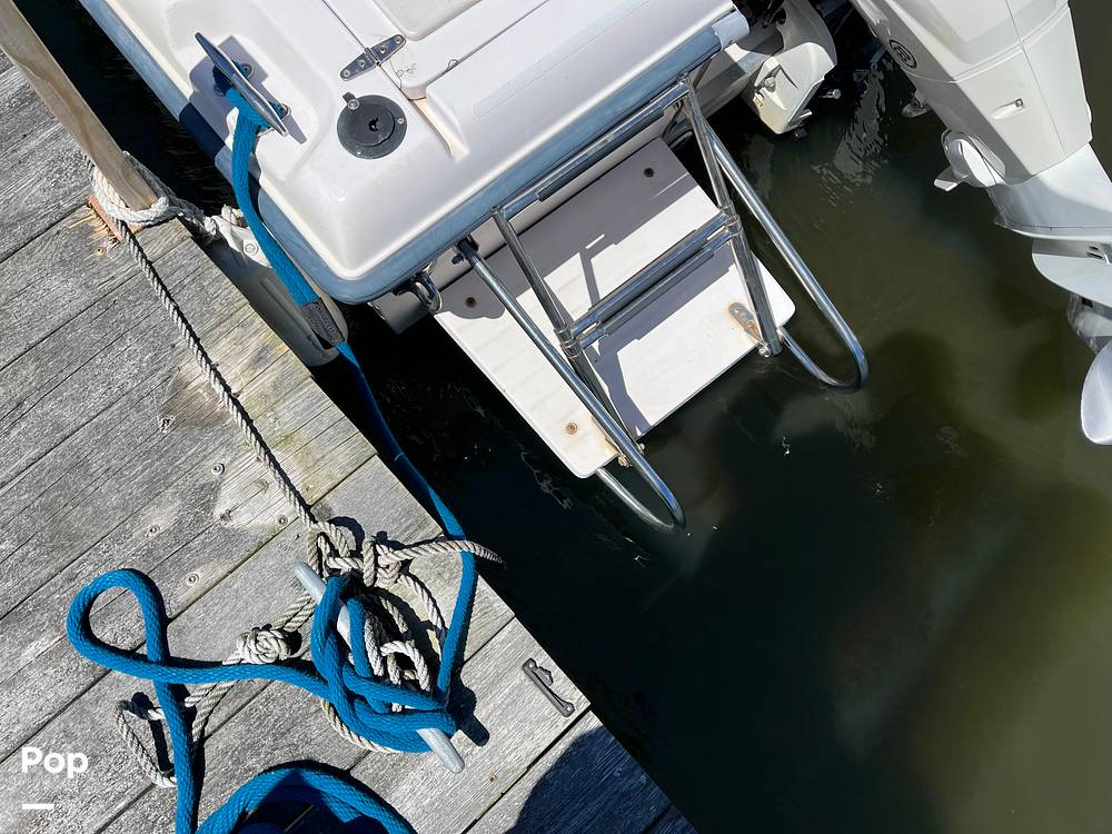 Slide: The Image of Grady-White 222 Fisherman 2004 - 15399813