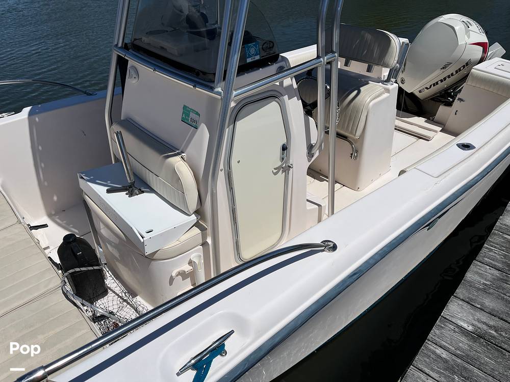 Slide: The Image of Grady-White 222 Fisherman 2004 - 15399814