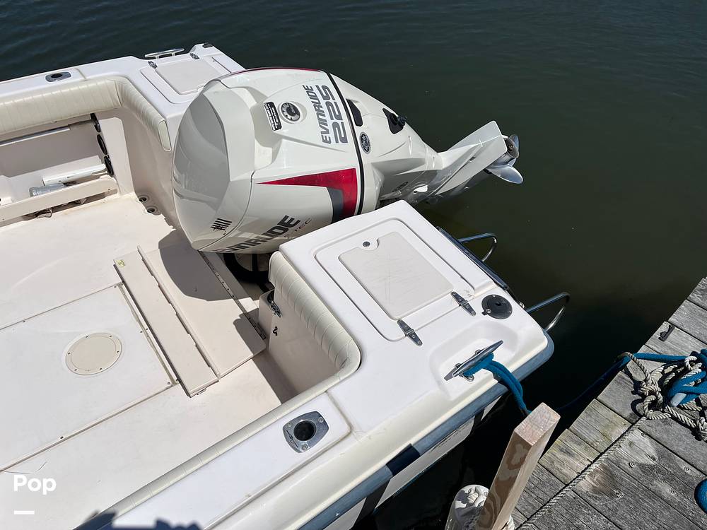 Slide: The Image of Grady-White 222 Fisherman 2004 - 15399816