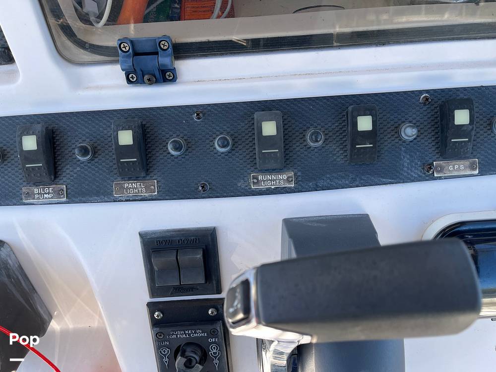 Slide: The Image of Grady-White 222 Fisherman 2004 - 15399830