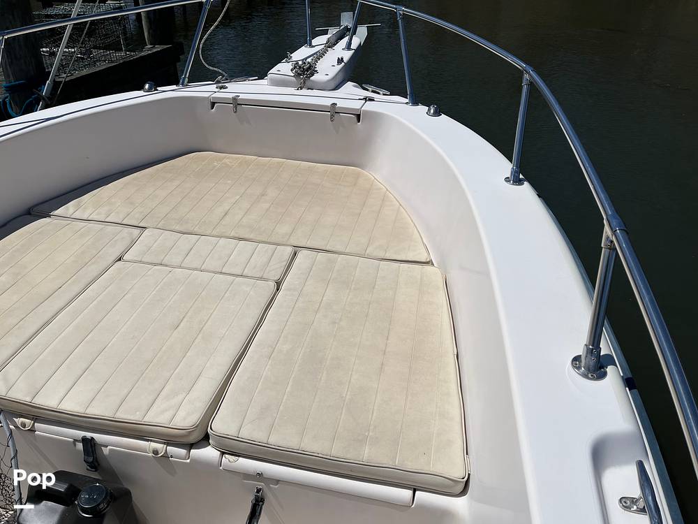 Slide: The Image of Grady-White 222 Fisherman 2004 - 15399846