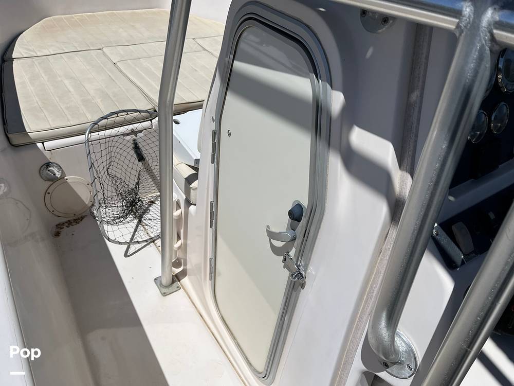 Slide: The Image of Grady-White 222 Fisherman 2004 - 15399853