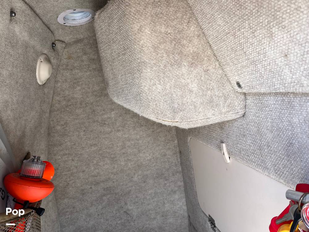 Slide: The Image of Grady-White 222 Fisherman 2004 - 15399856