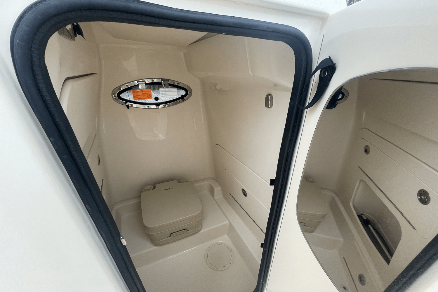 Slide: The Image of Grady-White 231 CE 2024 - 13