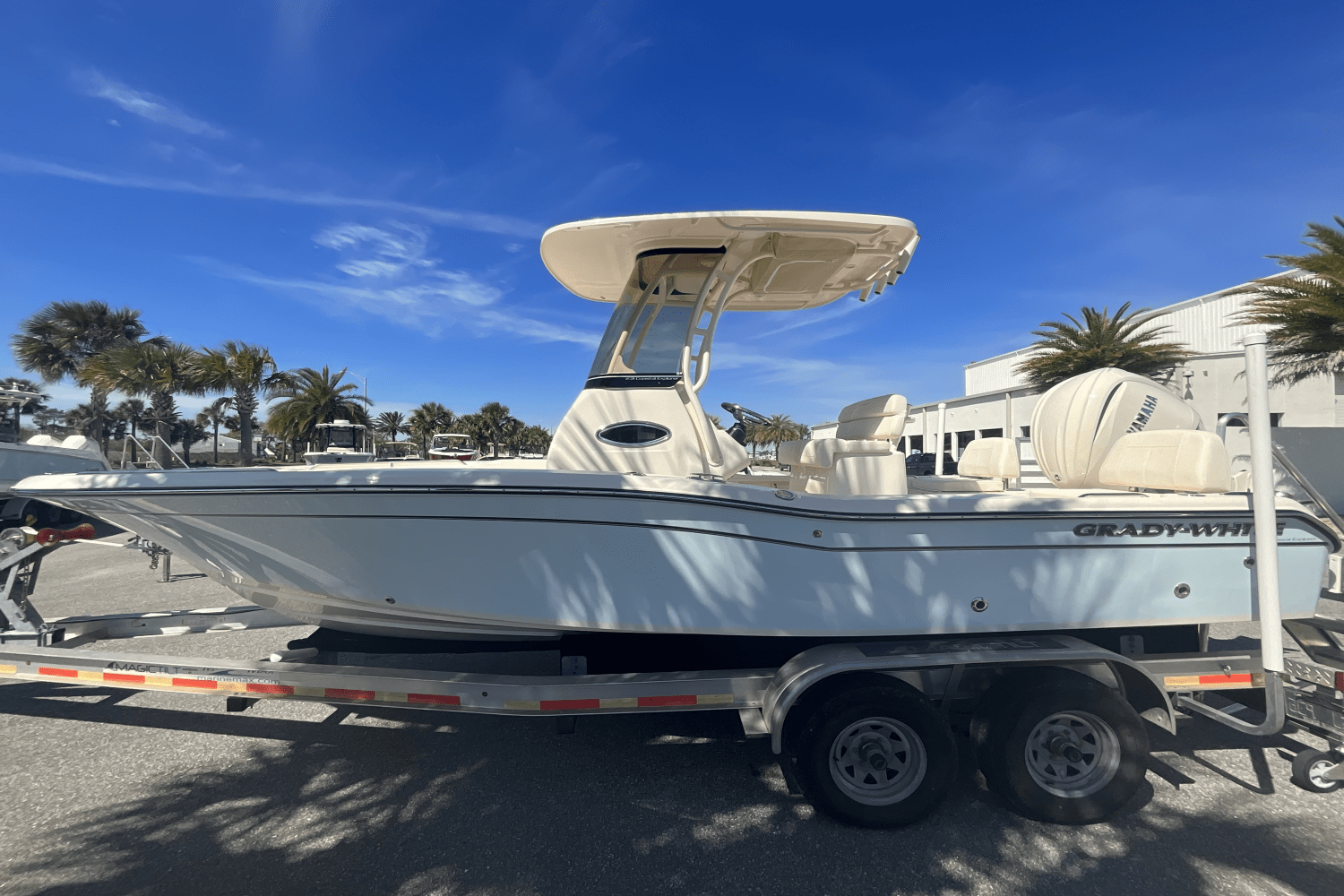 Slide: The Image of Grady-White 231 CE 2024 - 3