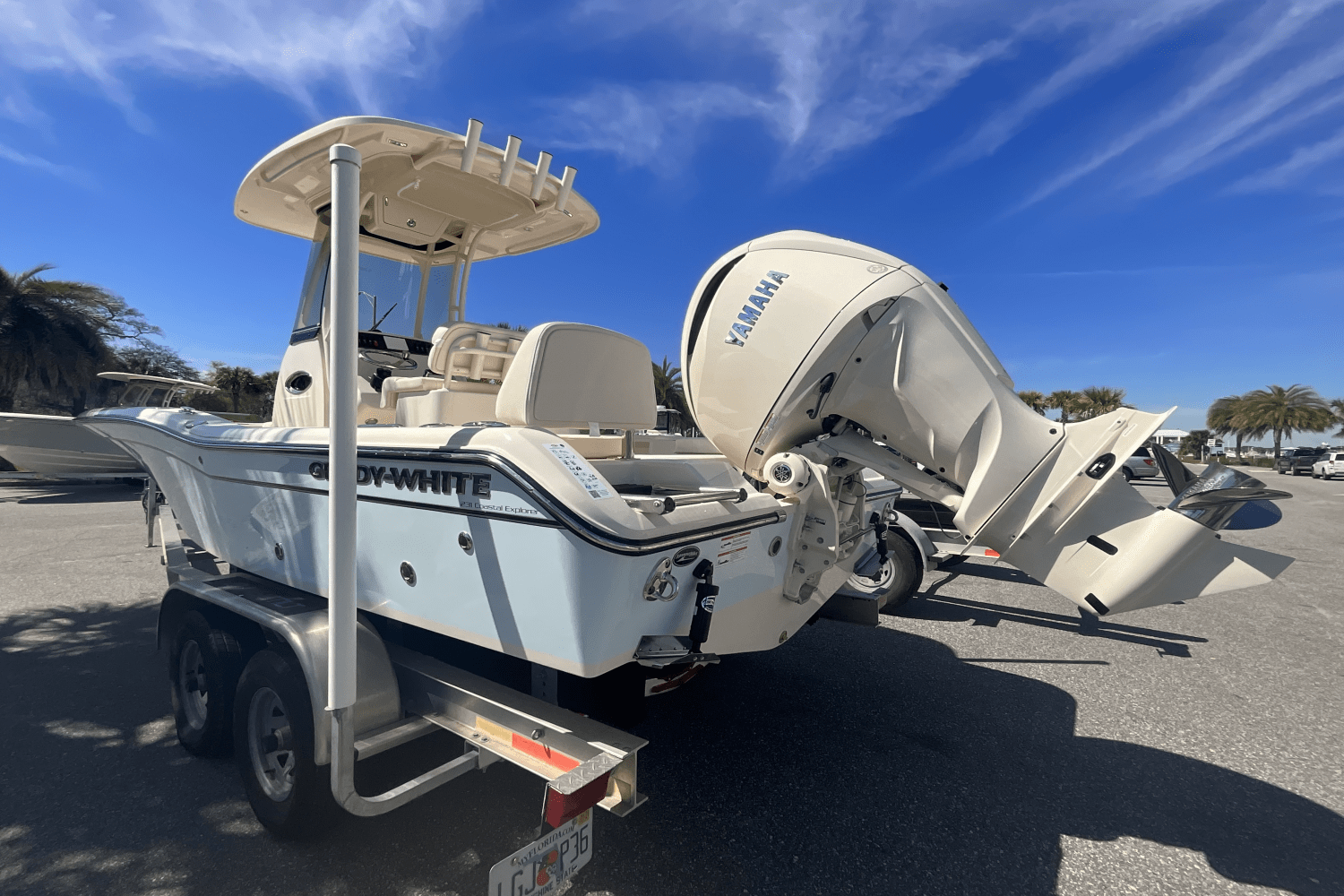 Slide: The Image of Grady-White 231 CE 2024 - 4