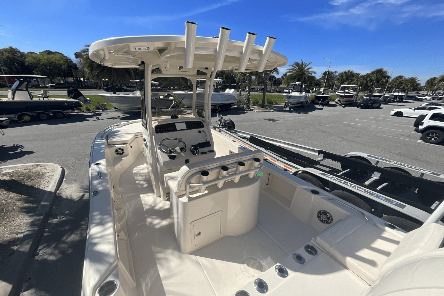 Slide: The Image of Grady-White 231 CE 2024 - 6