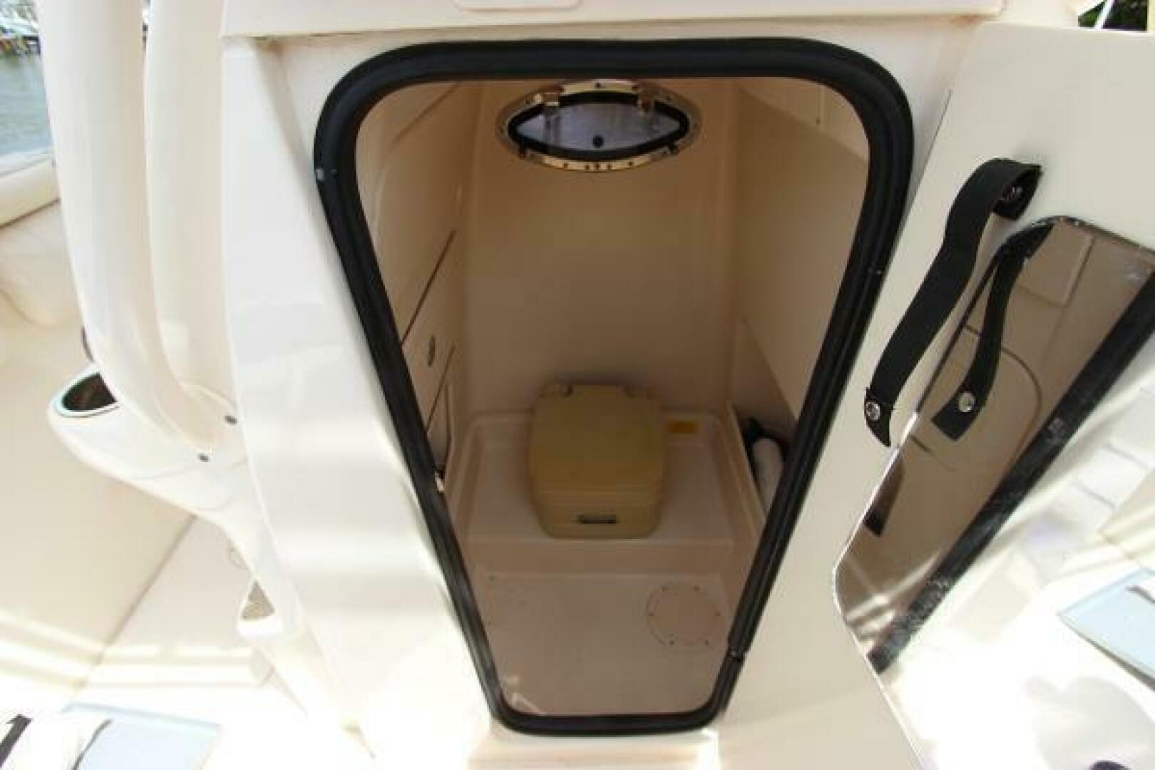 Slide: The Image of Grady-White 251 Coastal Explorer 2015 - 4795604