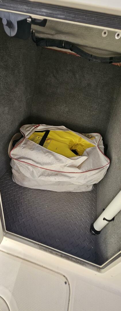 Slide: The Image of Grady-White 255 Freedom 2012 - 5124884