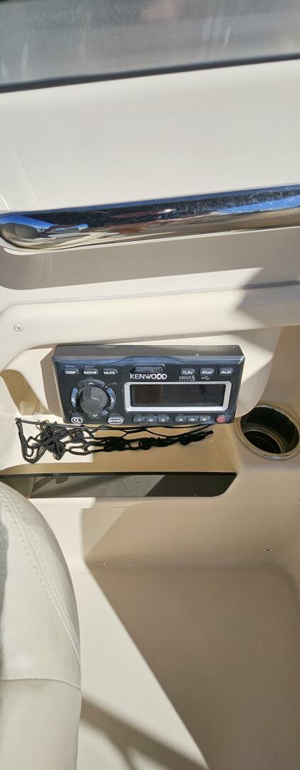 Slide: The Image of Grady-White 255 Freedom 2012 - 5124893