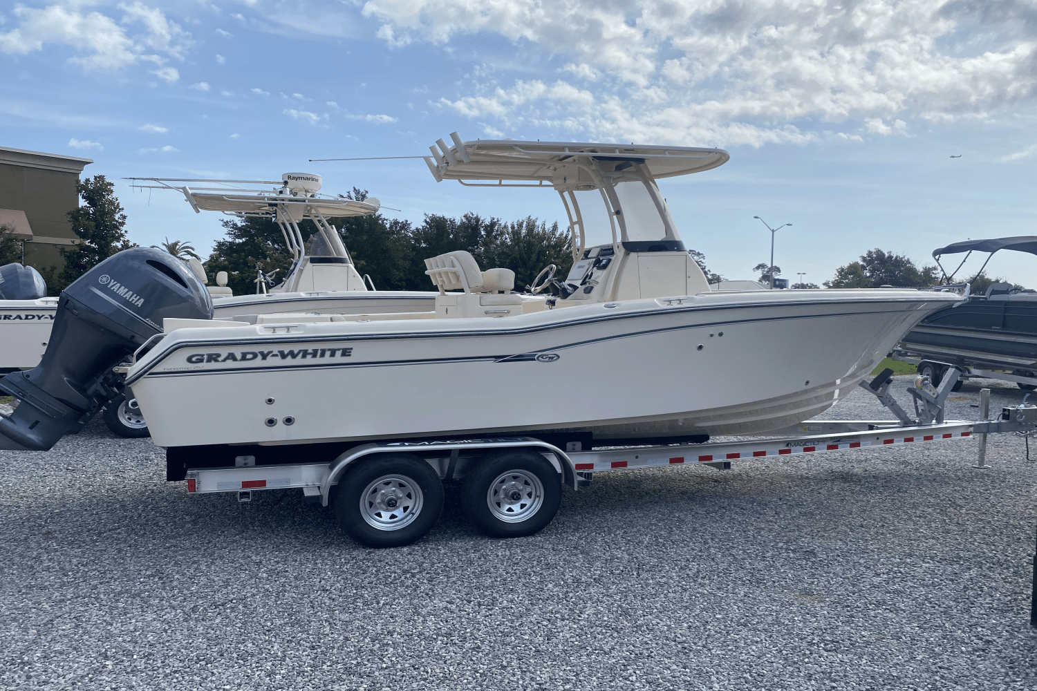Slide: The Image of Grady-White 257 FISHERMAN 2017 - 0