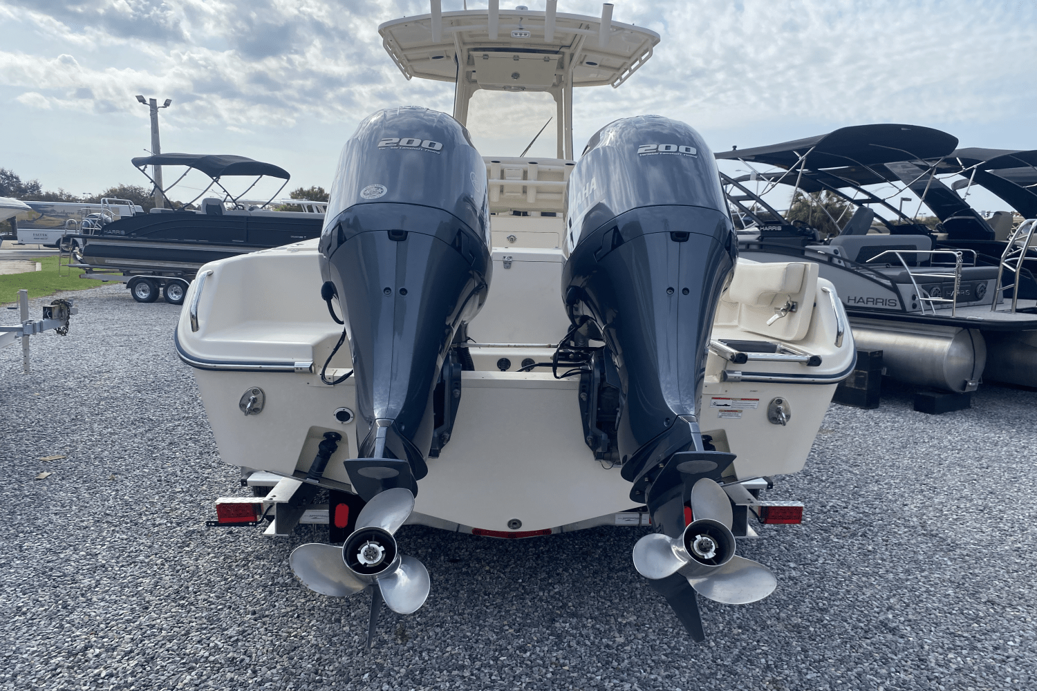 Slide: The Image of Grady-White 257 FISHERMAN 2017 - 3