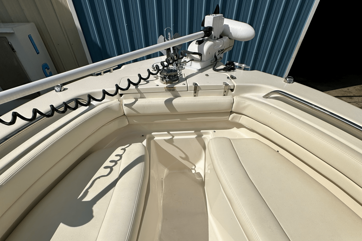 Slide: The Image of Grady-White 257 FISHERMAN 2019 - 14