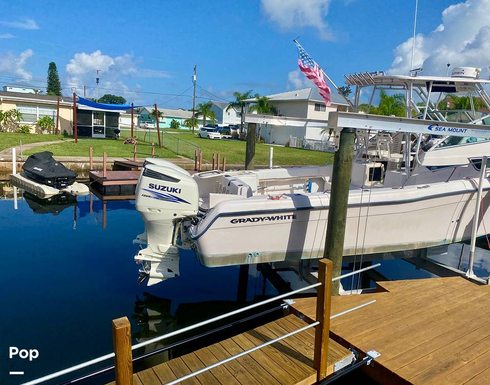 Slide: The Image of Grady-White 272 SAILFISH 2000 - 12838118