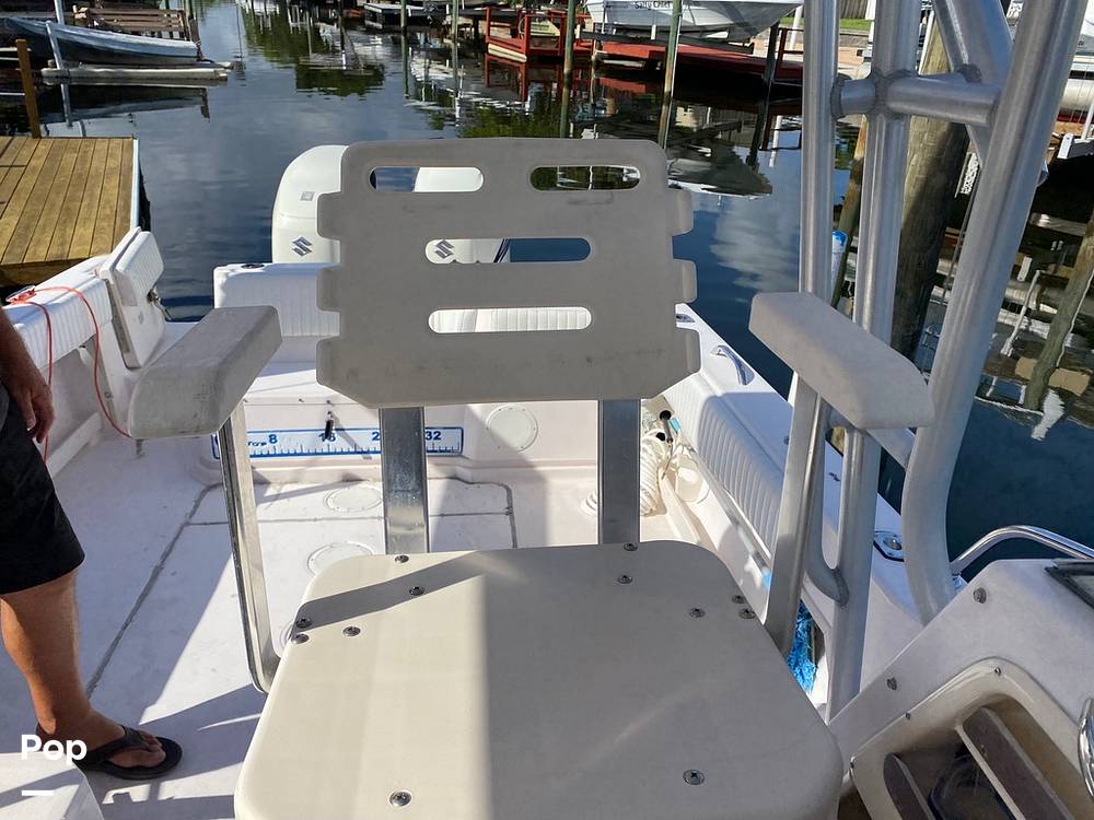 Slide: The Image of Grady-White 272 SAILFISH 2000 - 12838139