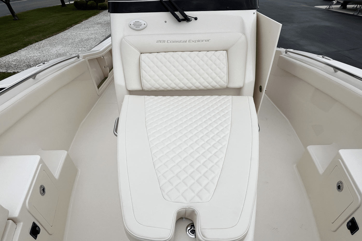 Slide: The Image of Grady-White 281 CE 2025 - 10