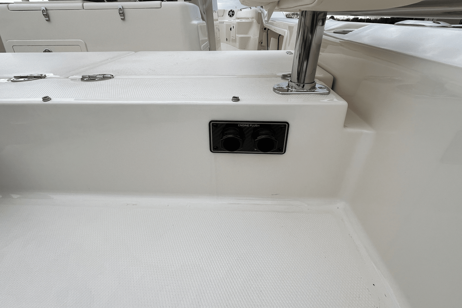 Slide: The Image of Grady-White 281 CE 2025 - 13