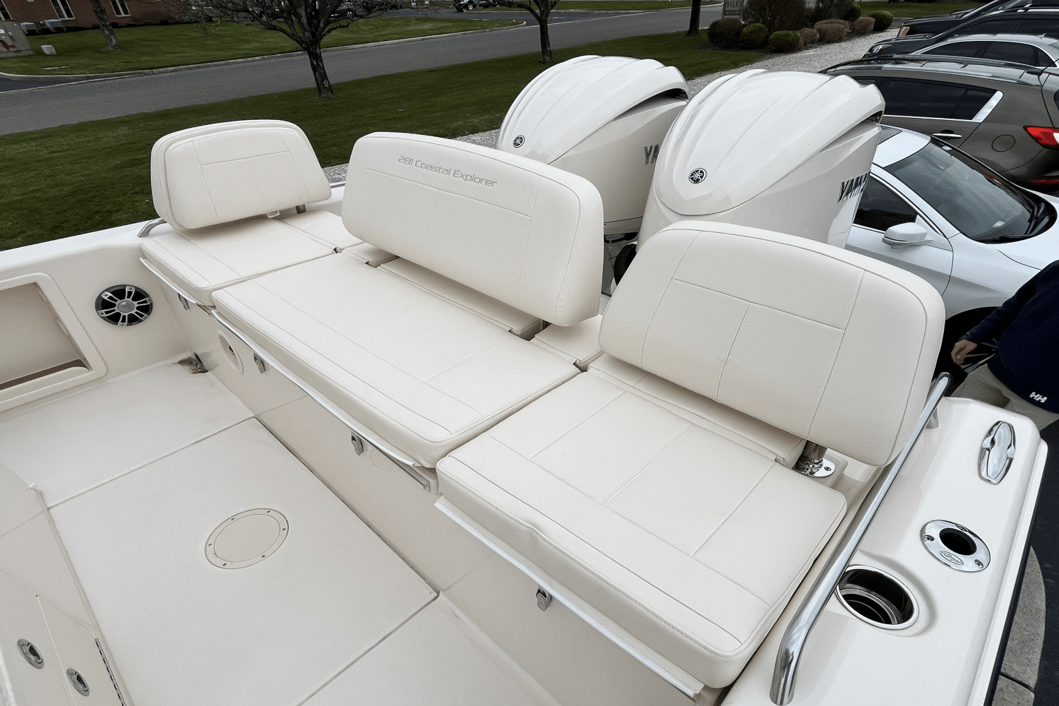 Slide: The Image of Grady-White 281 CE 2025 - 3