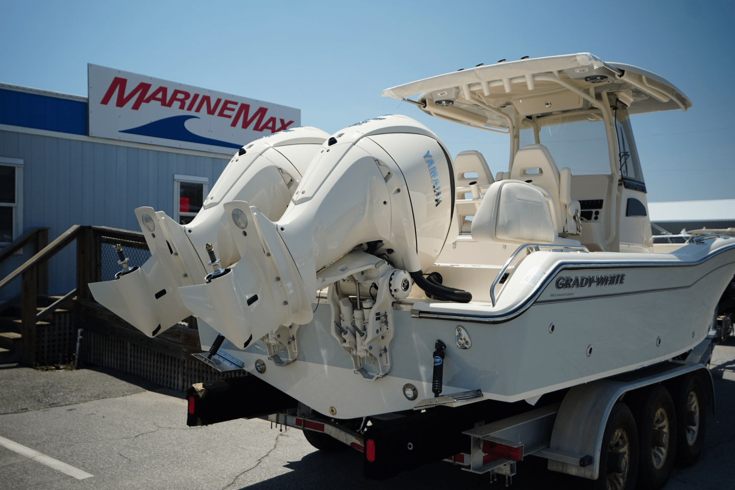 Slide: The Image of Grady-White 281 CE 2025 - 3