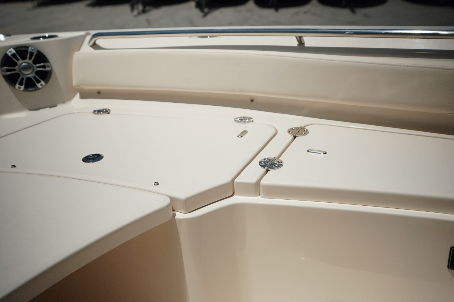 Slide: The Image of Grady-White 281 CE 2025 - 34