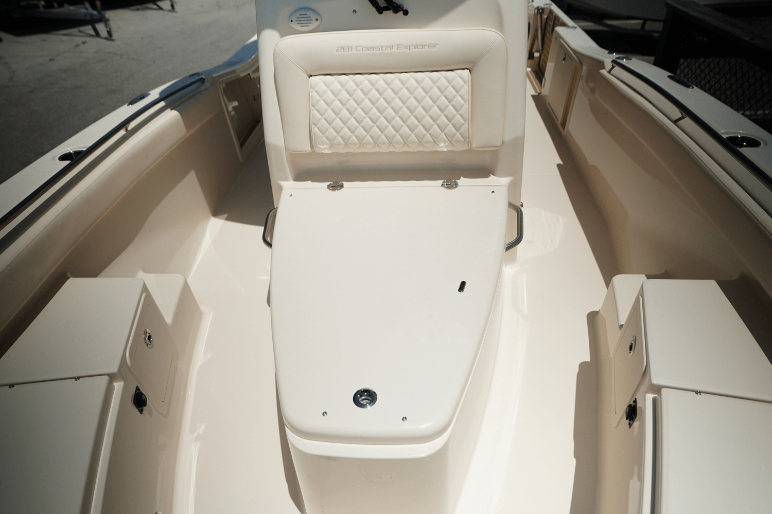 Slide: The Image of Grady-White 281 CE 2025 - 39