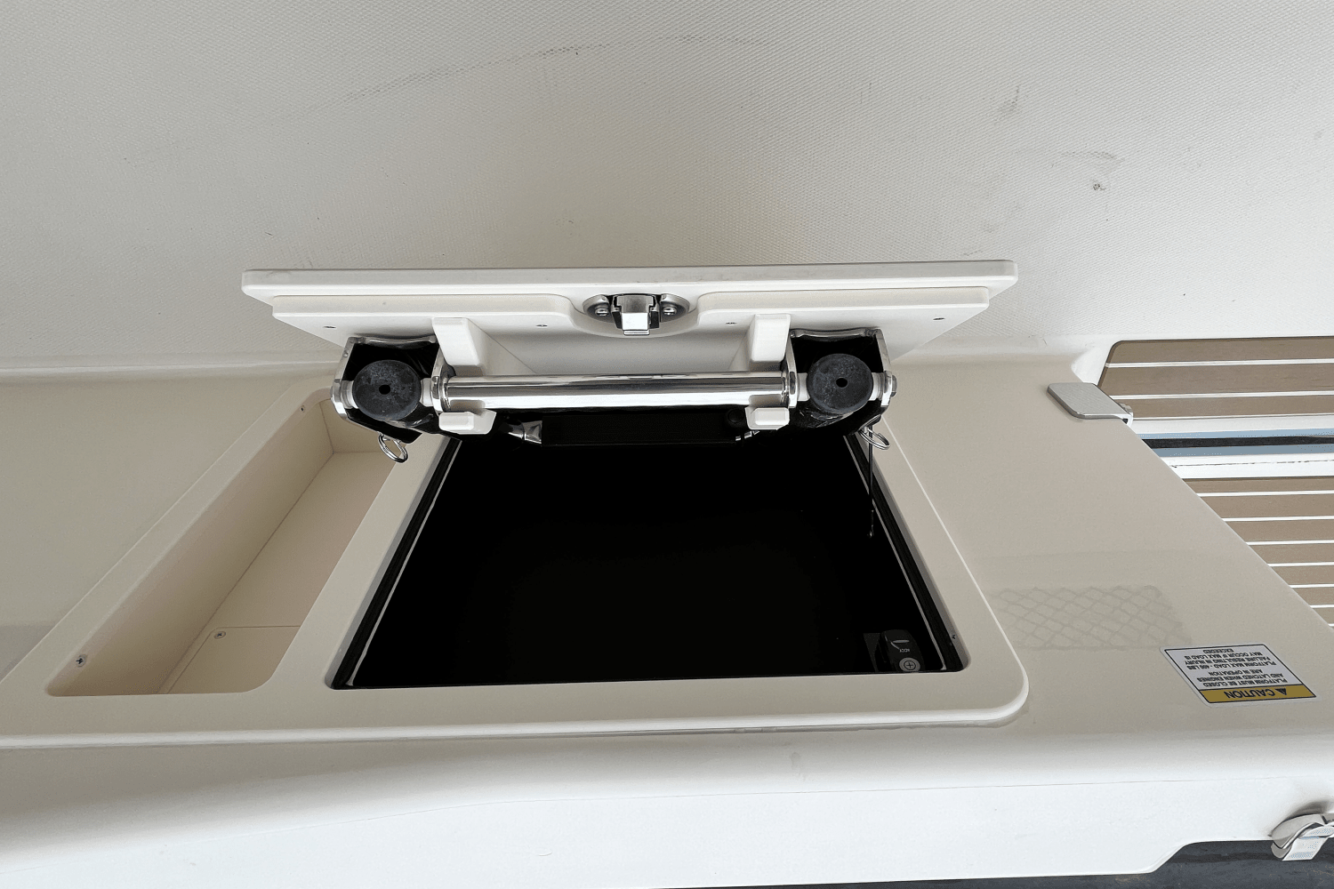 Slide: The Image of Grady-White 281 CE 2025 - 7