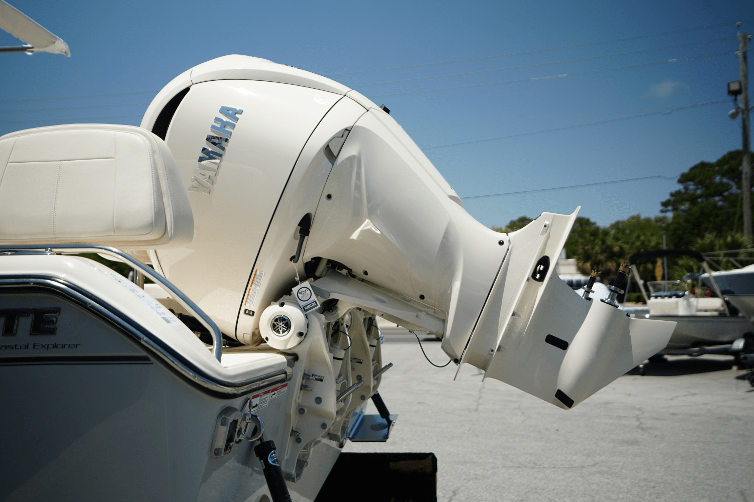 Slide: The Image of Grady-White 281 CE 2025 - 8