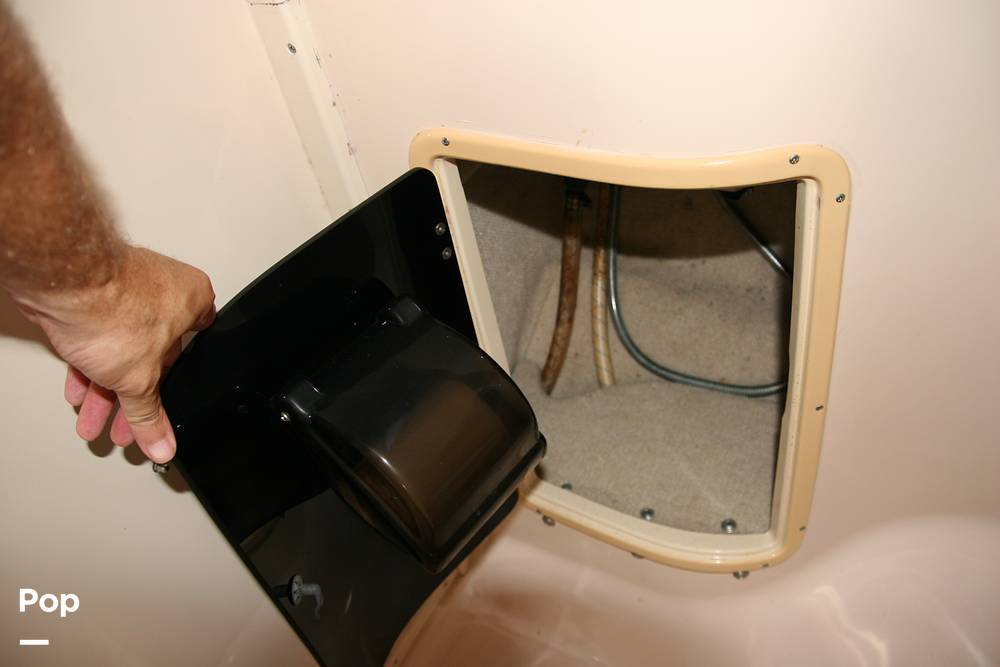 Slide: The Image of Wet Head Sink Storage. - 14544928