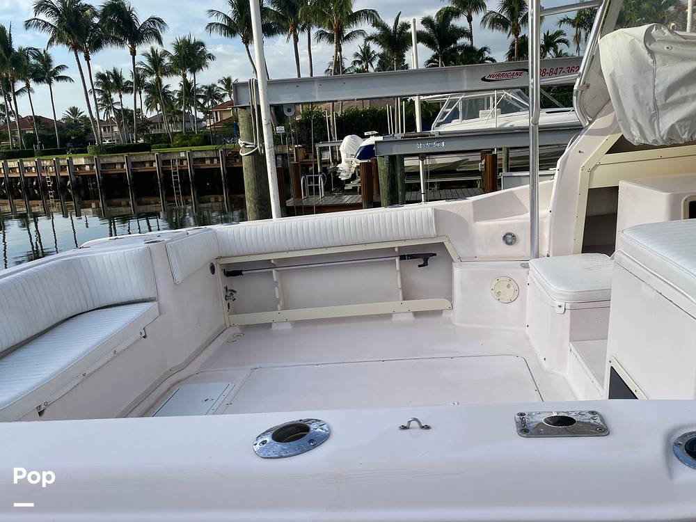 Slide: The Image of Transom Seating - 14544328