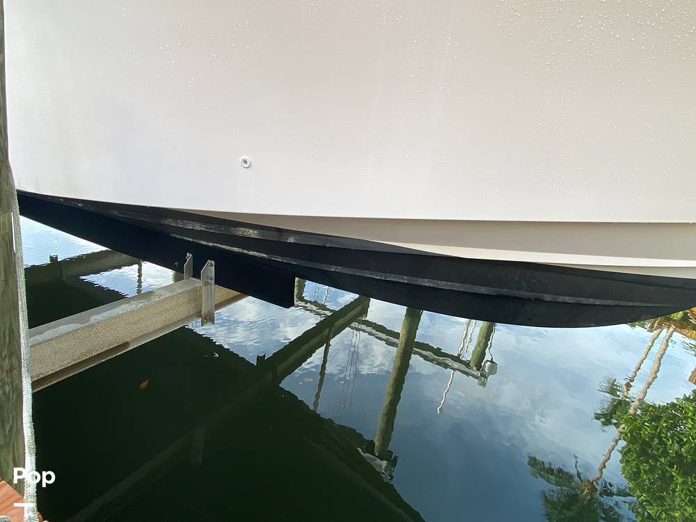 Slide: The Image of Starboard Hull - 14544325