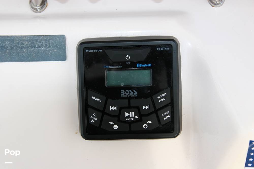 Slide: The Image of Boss MGR450B Audio System. - 14544877