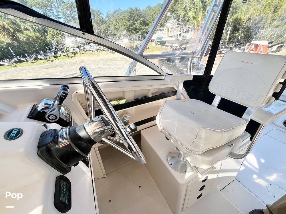 Slide: The Image of Captain's Chair - 14937875