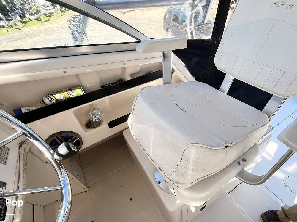 Slide: The Image of Captain's Chair - 14937876