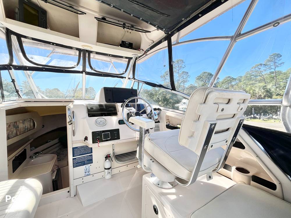 Slide: The Image of Captain's Chair - 14937878