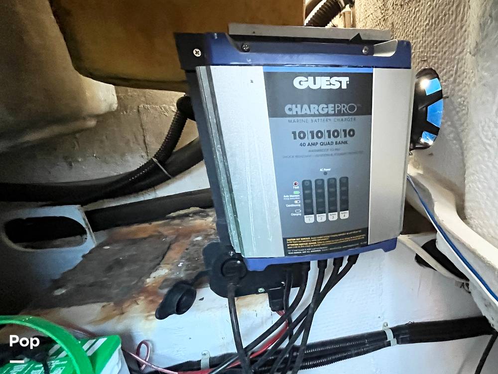 Slide: The Image of Battery Charger - 14937908