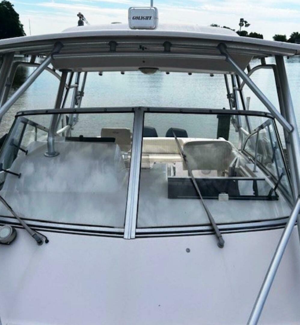 Slide: The Image of Grady-White 300 Marlin 2003 - 4976149