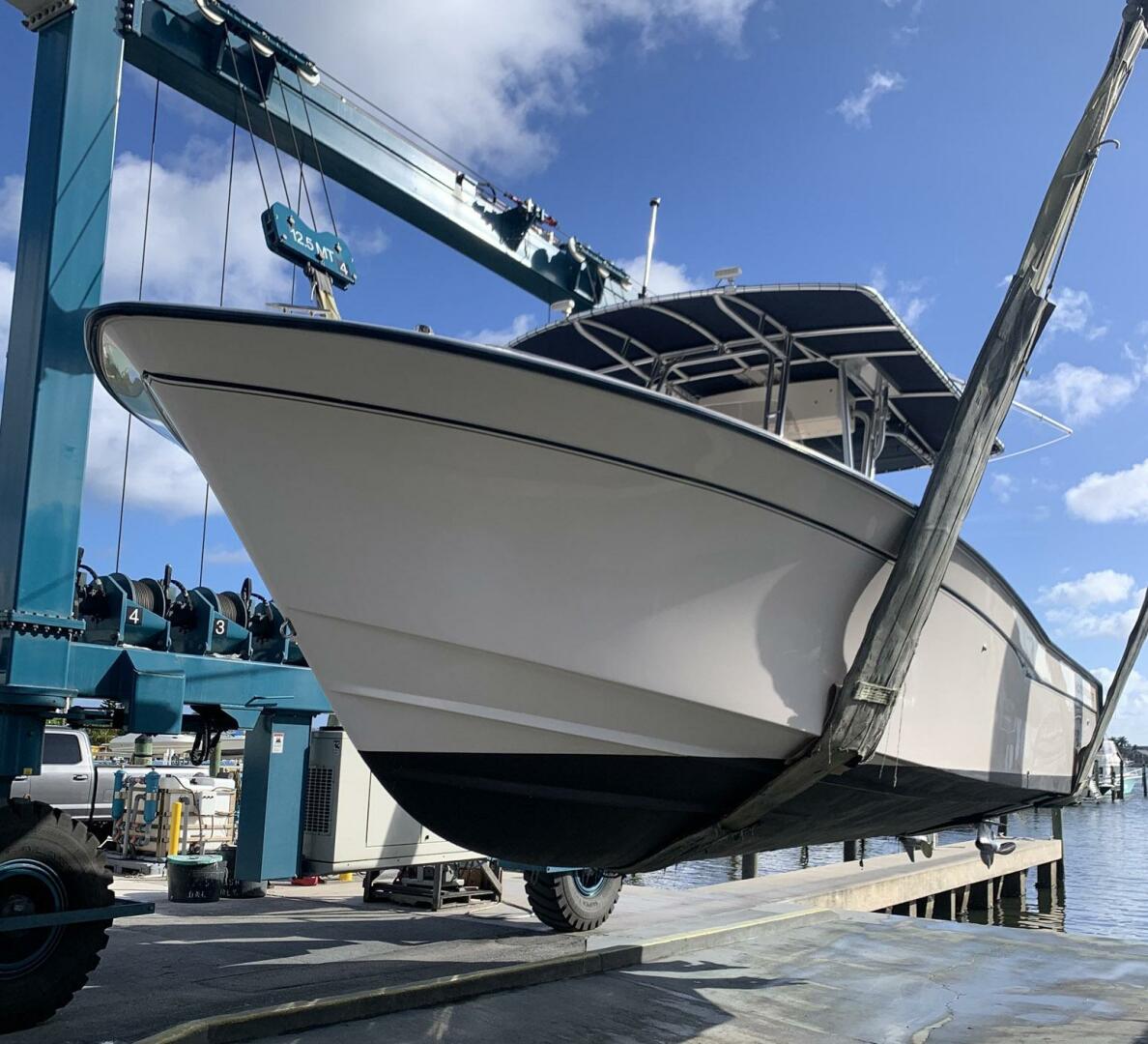 Slide: The Image of Grady-White 306 Bimini 2000 - 5515832