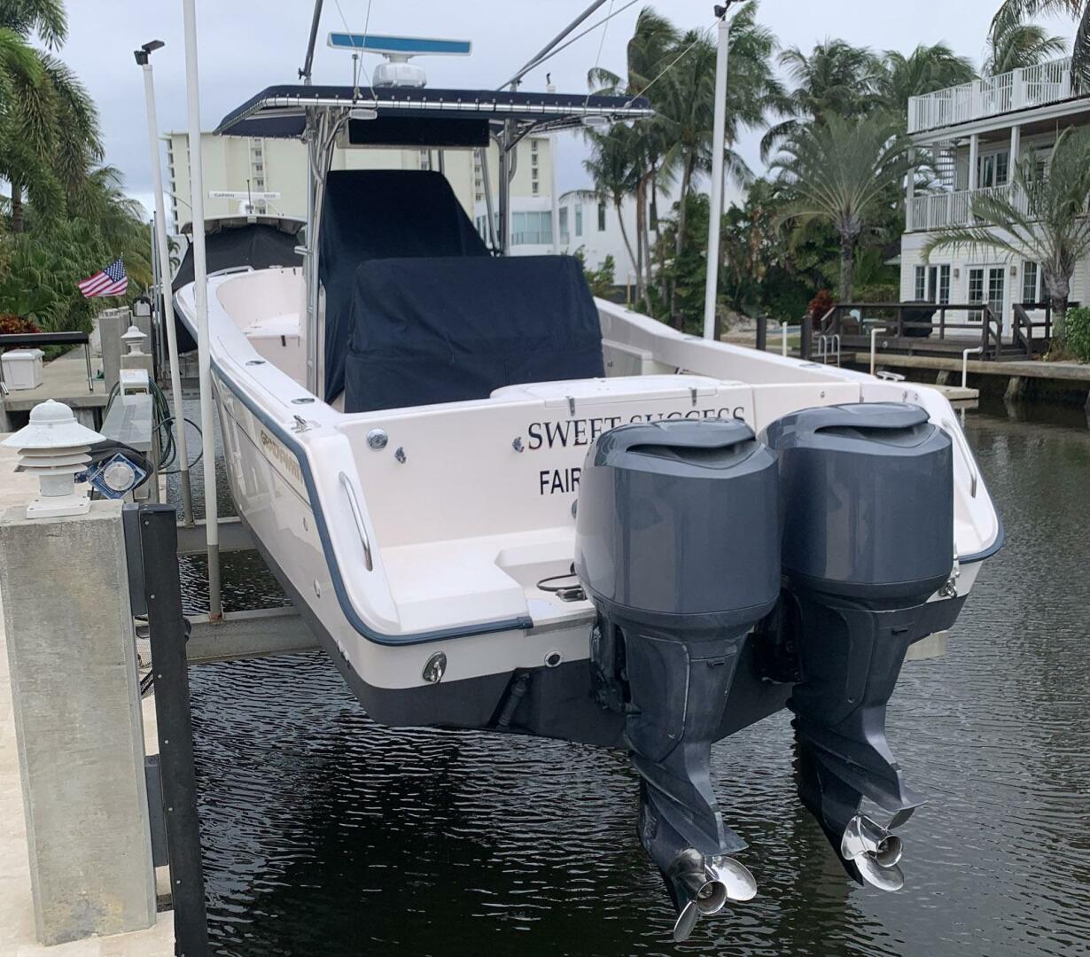 Slide: The Image of Grady-White 306 Bimini 2000 - 5515835