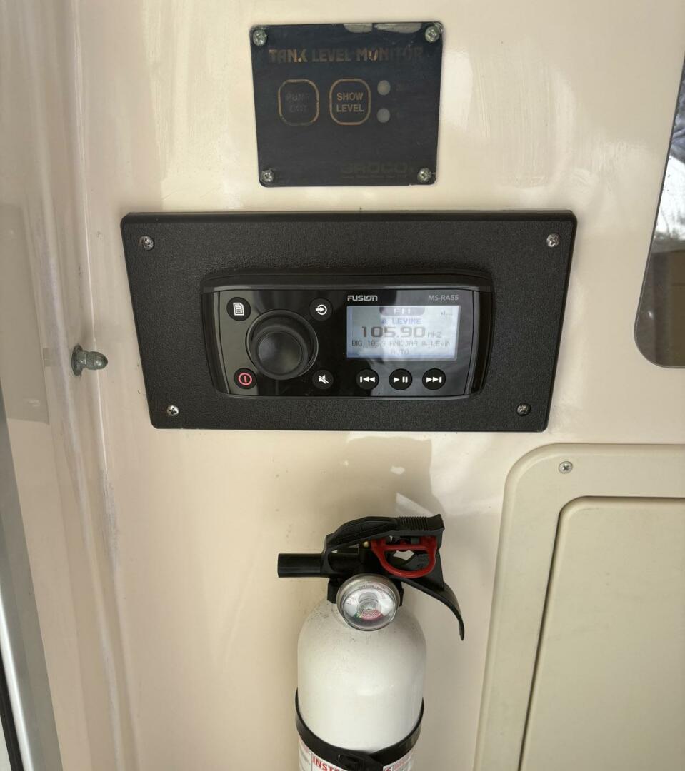 Slide: The Image of Grady-White 306 Bimini 2000 - 5515844